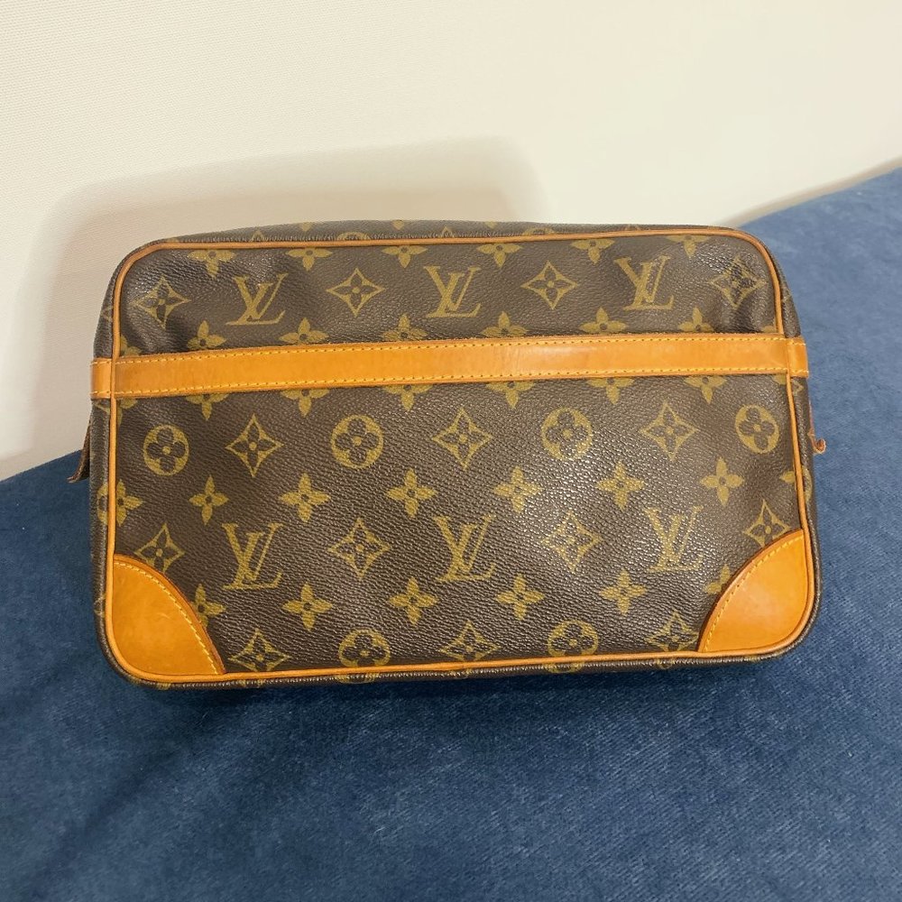 Louis Vuitton Vintage Compiegne 28 Clutch Purse Travel Toiletry Bag